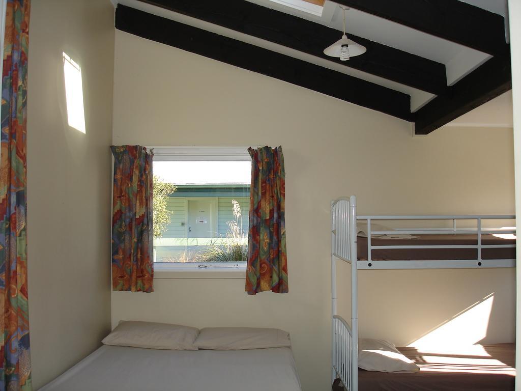 Alpine Holiday Apartments & Campground Hanmer Springs Room photo